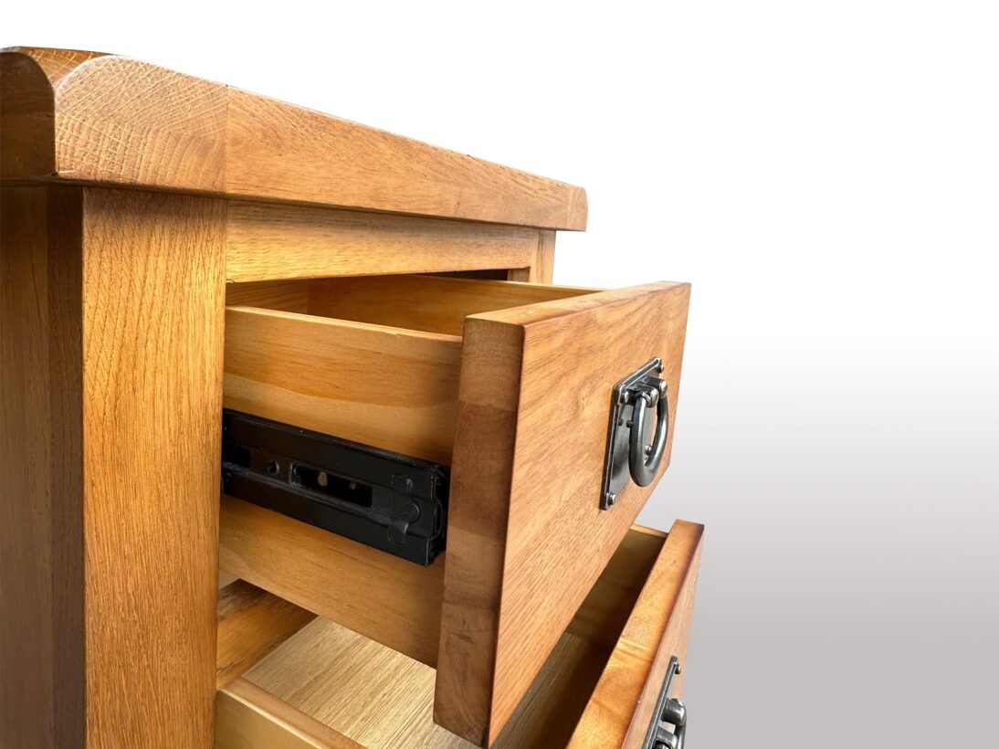 Ferngrove Bedside 3 Drawer